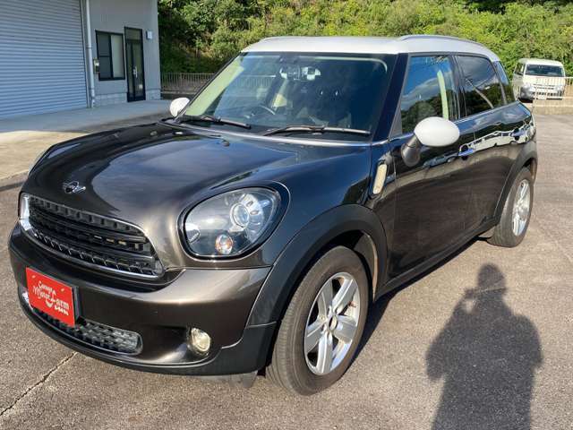 コンパクトなのに収納力有り　28年の実務経験より満足いくお車をご提供致します