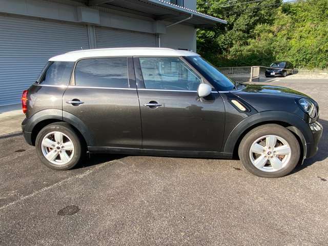 タバコやペットの嫌な臭いも致しません　初めての輸入車でお手頃　丈夫なボディ