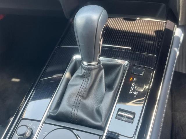 お車に合わせて無料保証以外にも、保証範囲、期間、距離を拡充させた有料保証もご用意しております！中古車の購入が初めてで不安・・・というお客様もご安心ください！