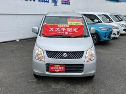 ワゴンRのFX入荷しました！5速マニュアル車です！FM/AMラジオやCDプレーヤー、キーレスエントリー、電動格納式リモコンドアミラーなどの基本装備をしっかり備えた一台です！