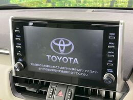 【9インチ　ディスプレイオーディオ】大画面のディスプレイはAppleCarPlayやAndroidAutoが利用可能。大きな画面でスマホナビアプリ等が利用いただけます♪