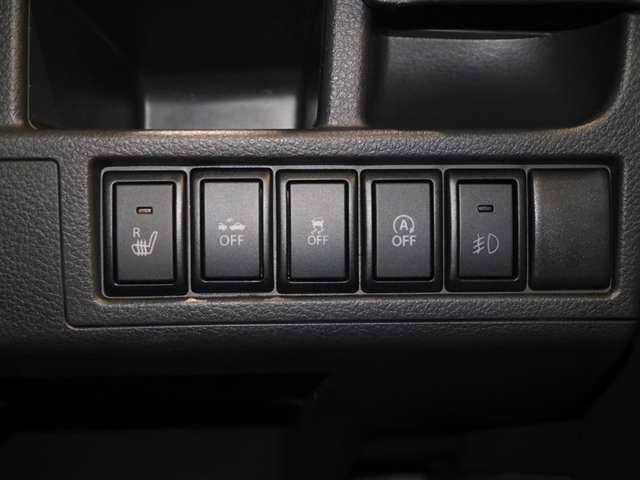 運転席シートヒーター/レーダーブレーキサポートOFF/ESP　OFF/アイドリングストップ　OFF/フォグランプ