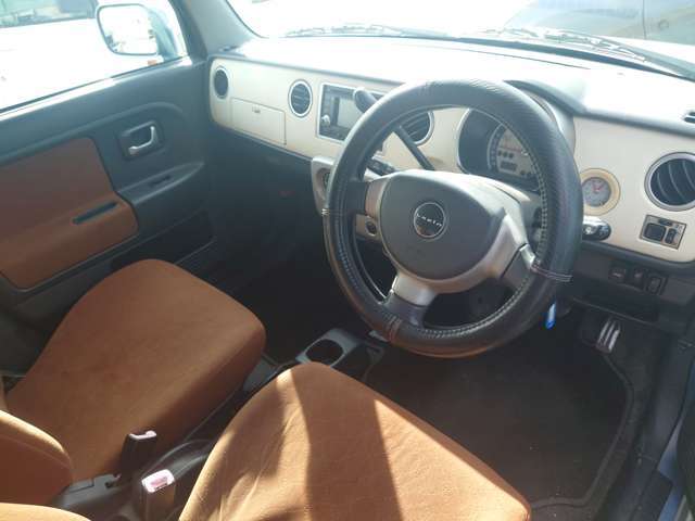 内装損傷なくきれいめ