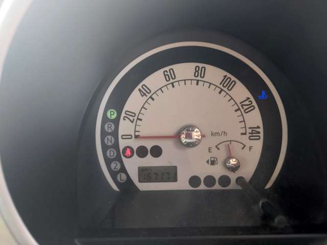 内装損傷なくきれいめ