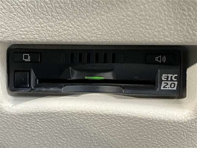 【ETC】今や必須のアイテム！高速道路の料金所をストレスなく通過♪話題のスポットやサービスエリアに多い「スマートインターチェンジ」ご利用時は必須のアイテムです！