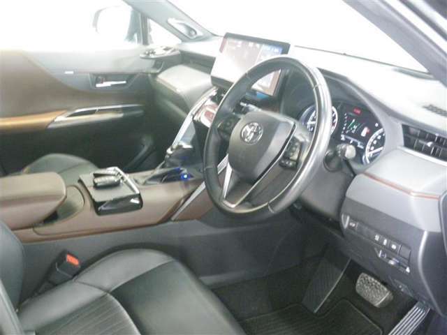 車選びやメンテナンス、カー用品・JAF・任意保険・ローンのことまで、お客様のカーライフを徹底的にサポートしていきます！