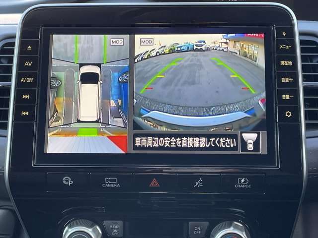 上から車を見下ろしたような画面が駐車をサポート、運転が苦手な方でも安心してお使い頂けます！！