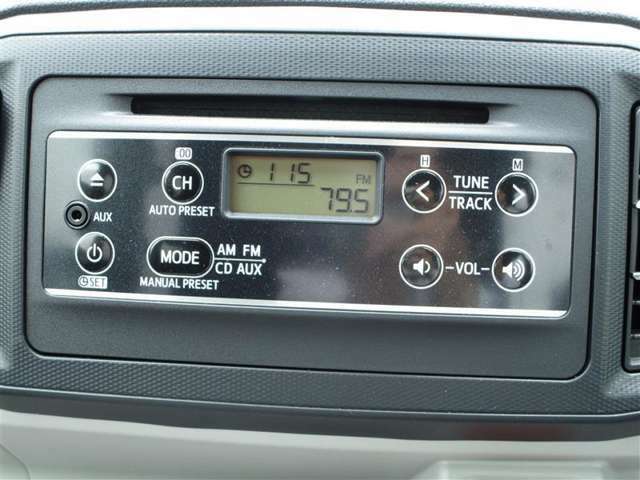 CD付きAM,FMラジオです。