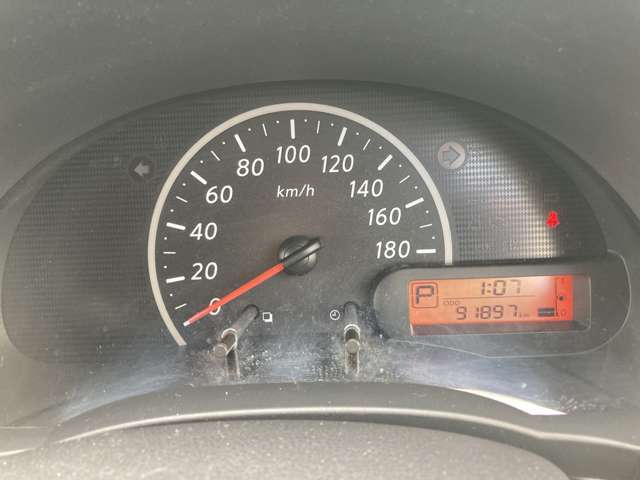 外装きれいなお車です！見たい角度からのお写真メールまたはLINEいたします。お問い合わせください！