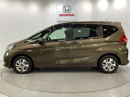 購入後も自社指定整備工場完備でお客様の愛車をしっかりサポート致します！御納車時には安全かつ安心してお乗り頂けるようホンダ専門知識を持つ整備スタッフが点検・整備・装備も説明をしてお渡ししております。