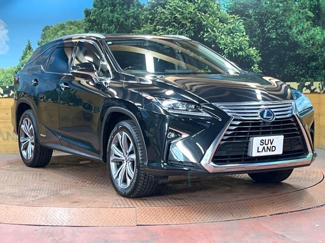 大好評のボディコーティング「弾スプラッシュコート」もご納車までに施工可能。通常のガラスコートと異なる、耐久年数6年の無機質ガラスコーティングが、ボディをキレイな状態に保ってくれます。
