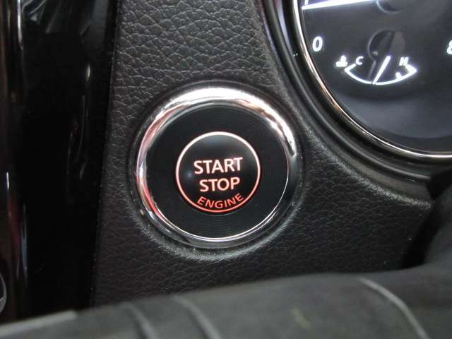どなたにも機能的で使いやすく、スタイリッシュです。シンプルな構造なのに機能的で、ドライブを盛り上げてくれる相棒になってくれることでしょう！