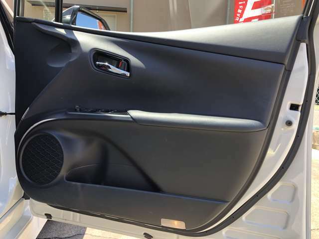 11.6型ナビフルセグTV・ビルトインETC2.0・トヨタセーフティセンス・シートヒーター・ハンドルヒーター・バックモニター・BSM・スマートキーX2・モデリスタエアロ・LEDヘッドライト・クリソナ