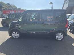 当店は常時100台以上の展示車輛を取りそろえ皆様のお越しをお待ちしております。