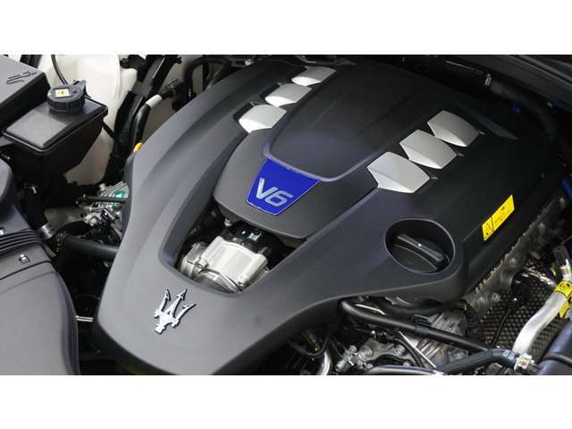 Maserati神戸の車輌も共有しておりますので、お気軽にお問い合わせ下さい♪♪☆無料通話番号☆0078-6002-354690