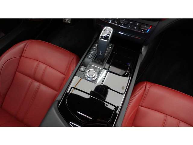 高年式車輌にてMaseratiディーラーのみがご提供できる、サーティファイドプレオウンド（有償保証）にご加入頂けます！！全国のMaseratiディーラーにて保証対応可能で御座います。