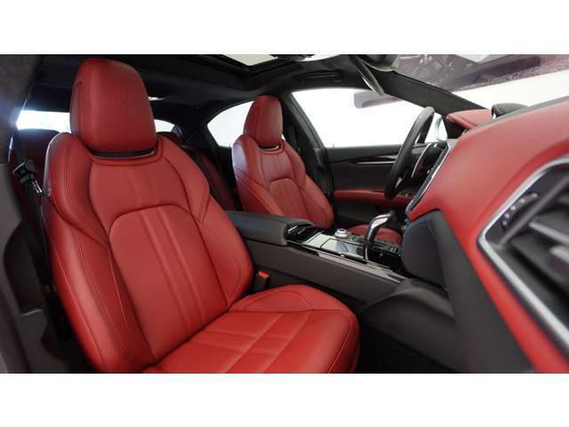 メーカーオプション装備：ナチュラルレザー。☆無料通話番号☆0078-6002-354690