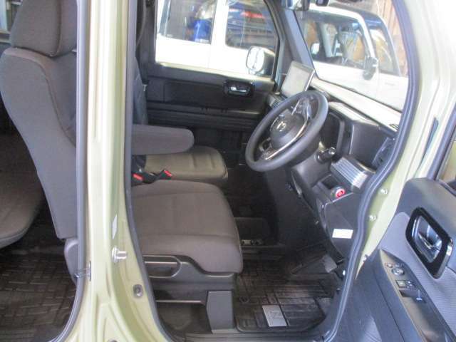 新車、中古車販売、車検、鈑金塗装、修理までお車の事ならまかせてください！