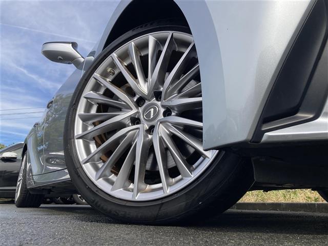 【アルミホイール】アルミホイールで足回りもかっこよく決まってます♪