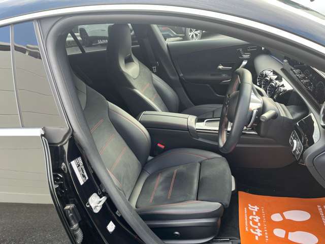 オンライン（ZoomやGoogleMeet）にてお車のご案内も可能です！”エンジンをかけてほしい！”や”車両状態の詳細を知りたい”など何でもお申し付けください！