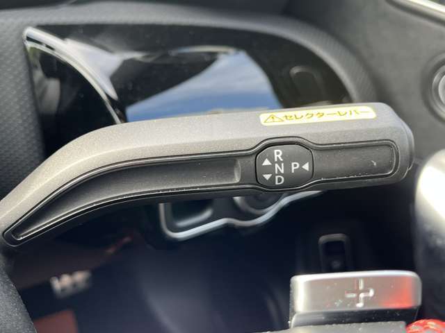 良い車は見つかったけど陸送代がなぁ...という方の為に！！ご自宅までの陸送費用をカーボックスが半分負担致します＾＾下記のHPよりお調べ頂けます☆https://www2.zero-group.co.jp/mycar/＃vehicle-wrap