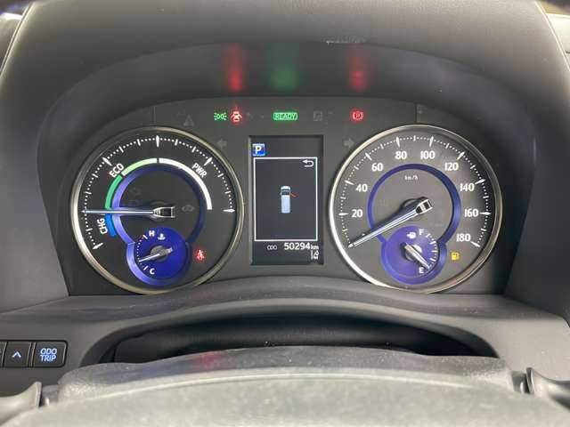 【スピードメーター】メーターがシンプルで見やすく運転しやすいですね！
