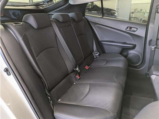 長時間の乗車でも、ゆったりとした後部座席の為、疲れにくいです