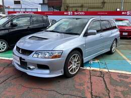 当店は、新潟県内で自動車販売・買取店、整備工場を7店舗展開する、「ONE＆PEACEグループ」の中古車販売店です。