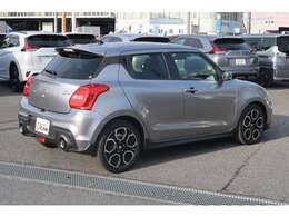 バックカメラ　セーフティパッケージ装着車