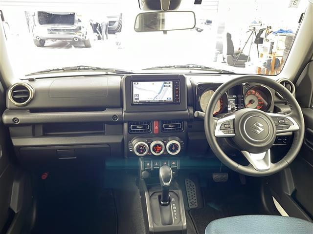 ・純正ナビ＆Bluetooth＆CD/DVD再生＆SDミュージックサーバー＆USB接続＆TV・バックカメラ・ビルドインETC・純正フロアマット・助手席シートヒーター・背面タイヤ・クルーズコントロール