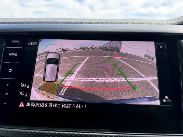 リヤカメラの映像をナビ画面に映し出すので安心してバック駐車可能です。