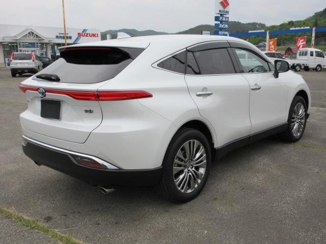 プライバシーガラスなので夏場のエアコンの効きもバッチリです。