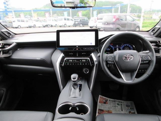 使い勝手の良いインパネまわりです。フロントの視界も良く運転がしやすいです。