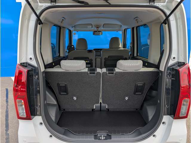 お荷物も沢山入ります★