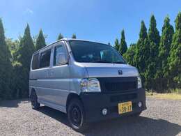 とても便利で使いやすく、AT +ターボ車なので運転が楽で楽しくなりそうです。また、弊社のお車は外装内装とどれもとても綺麗です。