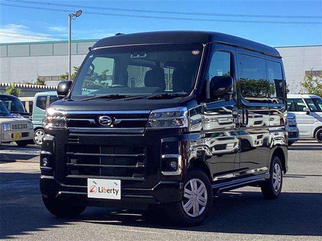 ■□■□■ グループ年間総販売台数は20000台！！  販売分だけ仕入れるので、最新の車が在庫に並びます！！  ■□■□■