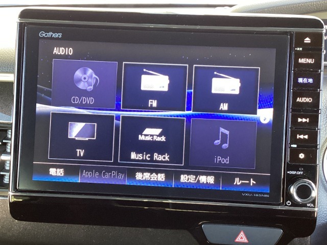 ナビゲーションはギャザズメモリーナビ（VXU-185NBi）を装着しております。AM、FM、CD、DVD再生、Bluetooth、音楽録音再生、フルセグTVがご使用いただけます。
