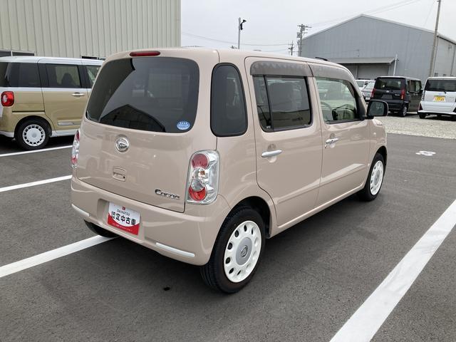 ご納車前には、法定12ヶ月点検相当の点検を実施いたします。プロの整備スタッフが点検をするので、安心して中古車にお乗りいただけます。