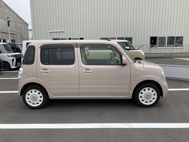 静岡ダイハツの中古車は、展示前に徹底した洗車や室内清掃を実施しております。