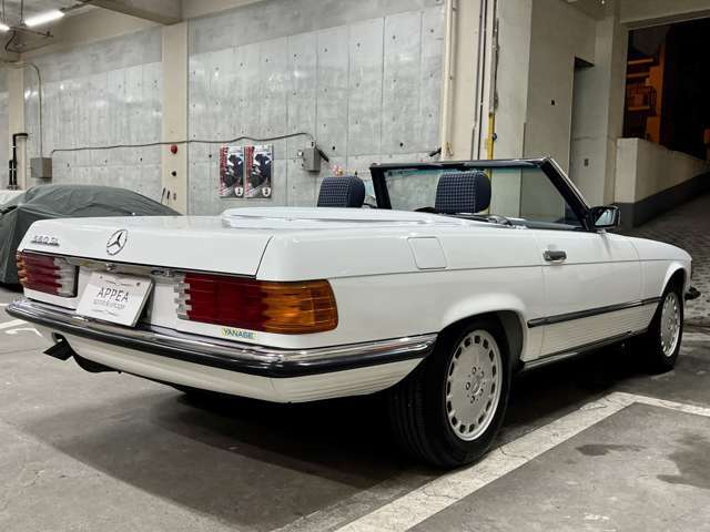 メルセデス・ベンツ SLクラス 560SL 1987年 4.9万キロ (東京都 メルセデス・ベンツ SLクラス 560SL 1987年 4.9万キロ (東京都