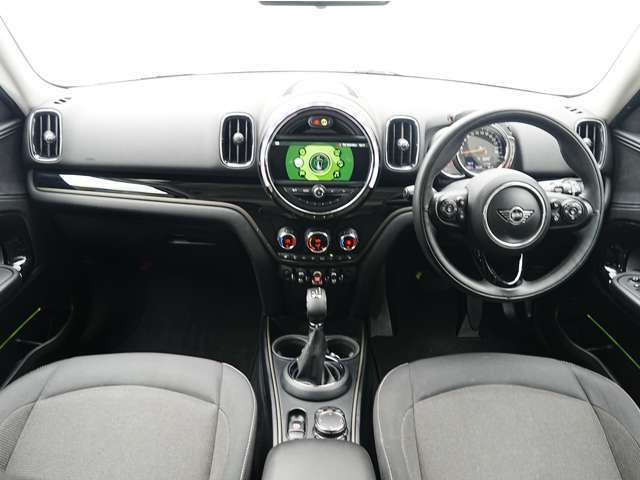 「キズやエンジンの状態は?」「イヤな臭いはしない?」「修理歴や水没車じゃないか気になる！」どんな小さな不安でもお答えします。お気軽にお問い合わせください！