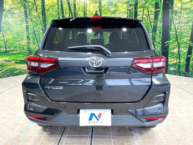 安心の最長10年・走行無制限保証（有償）をご用意。保証内容も充実はもちろん、無料点検＆オイル交換や、年中無休の全国・24時間ロードサービスも付帯されておりますのでご安心下さい。