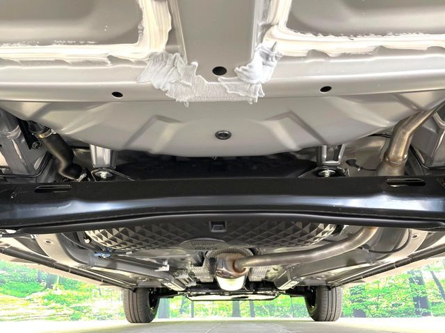 下回りがきれいなうちに、防錆加工の施工がオススメ。降雪地域はもちろん、沿岸部にお住いの方や、趣味でマリン・ウィンタースポーツをされる方にご好評いただいております。