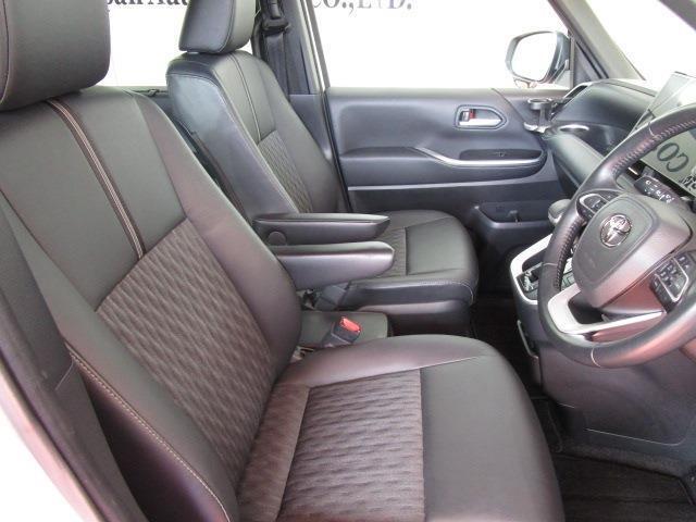 アームレスト装備で運転楽々！