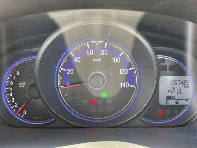メーターがシンプルで見やすく運転しやすいですね！