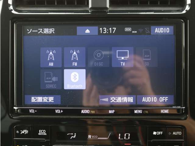 ナビ搭載ですので道に迷うことなく楽しくドライブ！Bluetooth接続も可能☆もちろんバックカメラも装備で駐車もラクラクです★