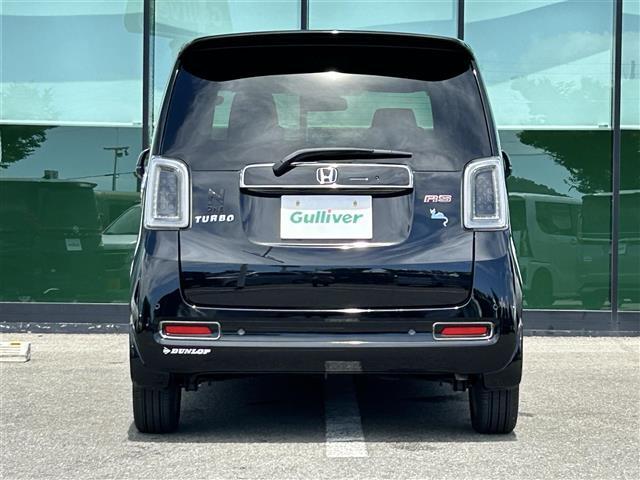 【後】北は北海道から南は沖縄まで、お車は全国にご納車が可能です！お電話、メール、動画などでリモートでお車のご案内も可能です！親切、丁寧に対応させて頂きますのでお気軽にご相談ください！
