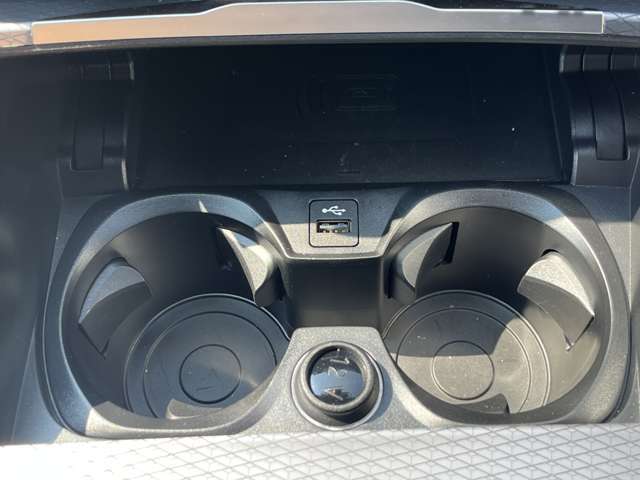 高年式のお車を取り扱っておりますので、メーカー保証期間内の車両が多数ございます！メーカー保証が切れている車両も、別途保証をご案内いたしますので、ご相談ください。
