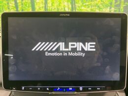 【ディスプレイオーディオ】視認性が高いディスプレイオーディオを装備♪操作性も良好で直感的なソース選択が可能です。