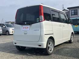 自社整備工場や鈑金工場と強いコネクションがありますので、納車後の整備や傷、へこみなどにも、ご予算をお聞きしながら安価で対応可能です！